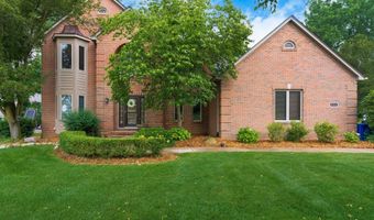 4614 Sawgrass Dr W, Ann Arbor, MI 48108