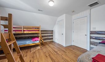 705 BEAUREGARD Dr, Basye, VA 22810