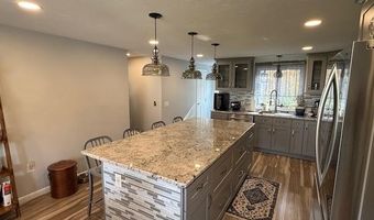 11 Woodside Ave, Cumberland, RI 02864