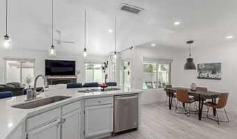 1551 W IRONWOOD Dr, Chandler, AZ 85224