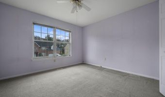 36 E MOYER Dr, Bear, DE 19701