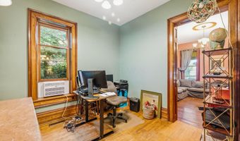 527 E High St, Ashley, OH 43003