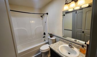 110 Peace Valley Rd, Ash Flat, AR 72513