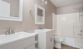 197 Waters Ave, Allenhurst, GA 31301
