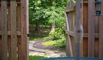 3816 USHER Ct, Alexandria, VA 22304