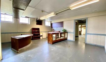 8 COMMONWEALTH Ave, Claymont, DE 19703