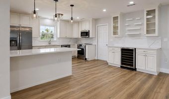 6513 ABACO Dr, Apollo Beach, FL 33572