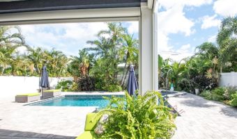 557 BIMINI BAY Blvd, Apollo Beach, FL 33572