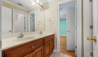 1050 Chestnut Glen Dr, Athens, GA 30606