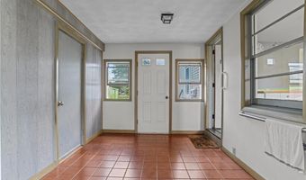 56 Brookfield Dr, Cranston, RI 02920