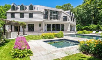 68 Fresh Pond Rd, Amagansett, NY 11930