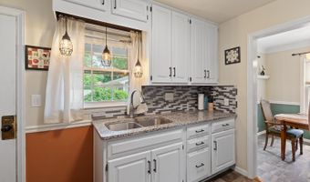 2369 Airport, Adrian, MI 49221