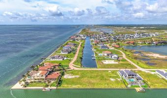 36 La Buen Vida Dr, Aransas Pass, TX 78336