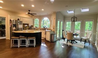 10780 Carrara Cv, Alpharetta, GA 30022