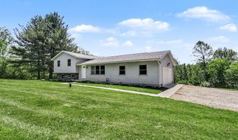 4315 Corner Rd, Alexandria, OH 43001