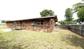 1319 Manchester Dr, Anadarko, OK 73005