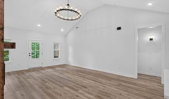 4 McGaugh Dr, Bella Vista, AR 72714