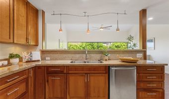 1623 Kalaniuka Way 43, Honolulu, HI 96821