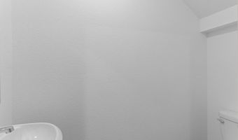 1027 Paddlefish Ln, Alvin, TX 77511