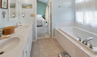 25 Laurel Ridge Dr, Alexandria, KY 41001