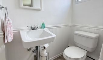 123 Fifteenth St, Bangor, ME 04401