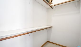 207 W 3rd St, Alcester, SD 57004