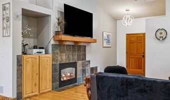 93 Landmark Dr, Belgrade, MT 59714