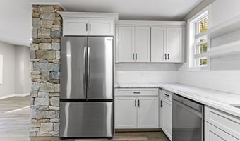 914 Chamberlain Hwy, Berlin, CT 06037