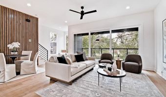204 NW 9th St, Bentonville, AR 72712