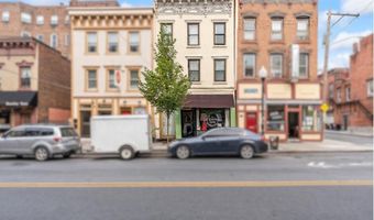 197 Lark St, Albany, NY 12210