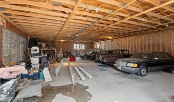 382 Thames St, Bristol, RI 02809