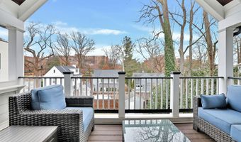 3113 44TH St NW, Washington, DC 20016