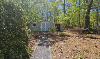 704 Midmar St, Aberdeen, NC 28315
