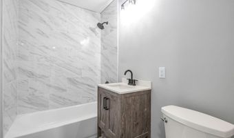 5 Fawn Rd, Alloway, NJ 07422
