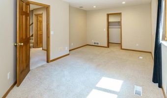 956 160th Ln NE, Ham Lake, MN 55304
