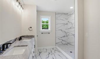 413 New River Rd, Lincoln, RI 02838