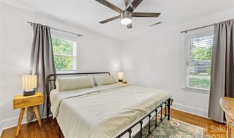2933 Hilliard Dr, Charlotte, NC 28205