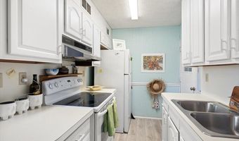 901 OCEAN Blvd 1, Atlantic Beach, FL 32233