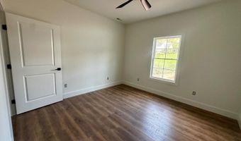 470 Somerset Dr, Appomattox, VA 24522