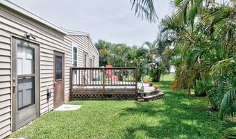 602 Wedelia Dr, Barefoot Bay, FL 32976