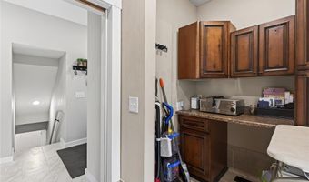 313 Rice St, Anoka, MN 55303