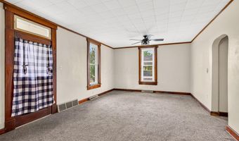 127 Walnut St, Ashville, OH 43103