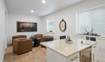 9035 S Shawnee Ct, Aurora, CO 80016