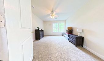 203 Cynwyd Dr, Absecon, NJ 08201