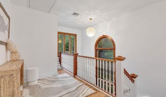 29 Grand Ave, Atlantic Highlands, NJ 07716