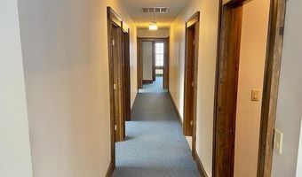 296 Country Club Rd, Avon, CT 06001