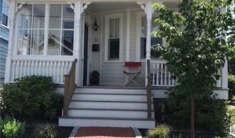 16 Carroll Ave, Newport, RI 02840