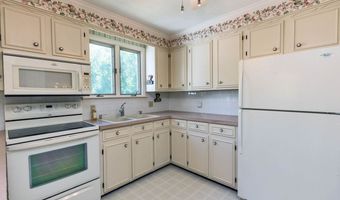 377 High St, Candia, NH 03034