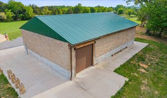 142 County Road 436, Athens, TN 37303