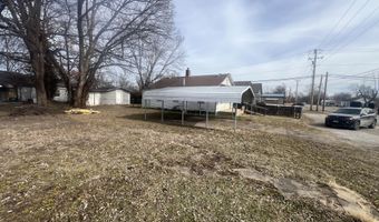 132 W 5th St, Baxter Springs, KS 66713